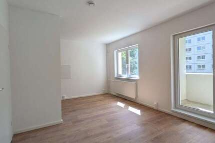 Wohnung Halle Halle-Neustadt - 4 Zimmer, 68 m&sup2;, 550&euro; | Angebot:26780362
