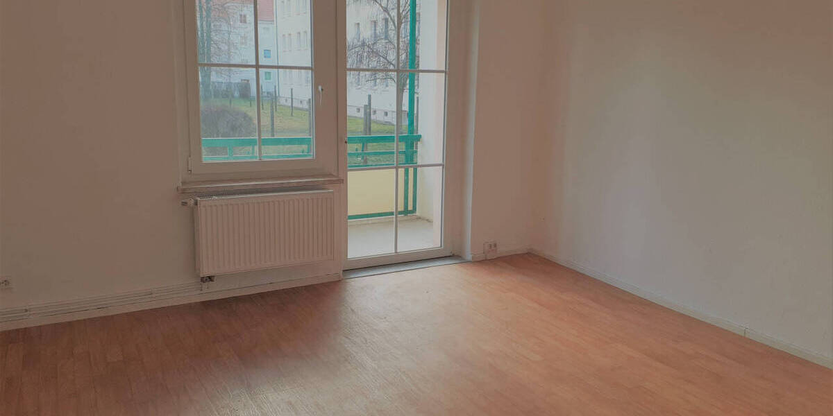 Etagenwohnung Braunsbedra - 3 Zimmer, 59 m&sup2;, 429&euro; | Angebot:26042926