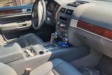 VW Touareg 230.000 km 6.300 &euro; Petersberg OT Gutenberg 06193