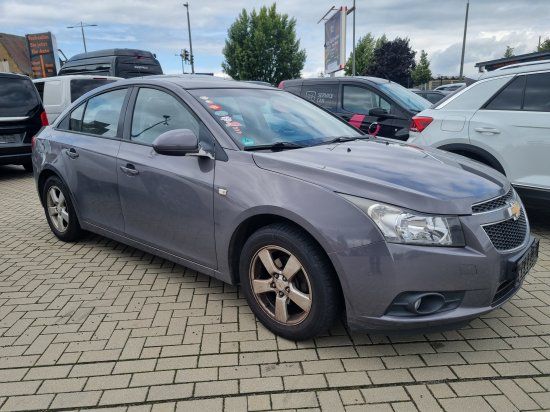Cruze