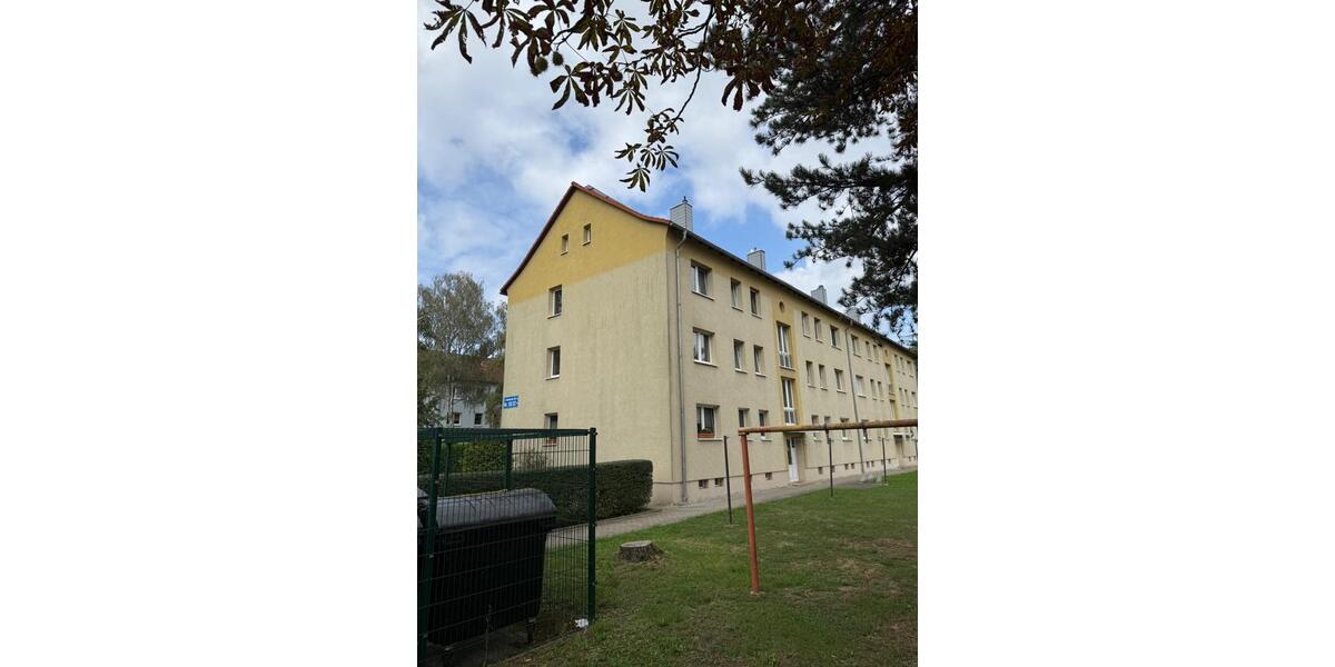 Etagenwohnung Halle (Saale) Damaschkestraße - 4 Zimmer, 69 m&sup2;, 118.000&euro; | Angebot:27693316