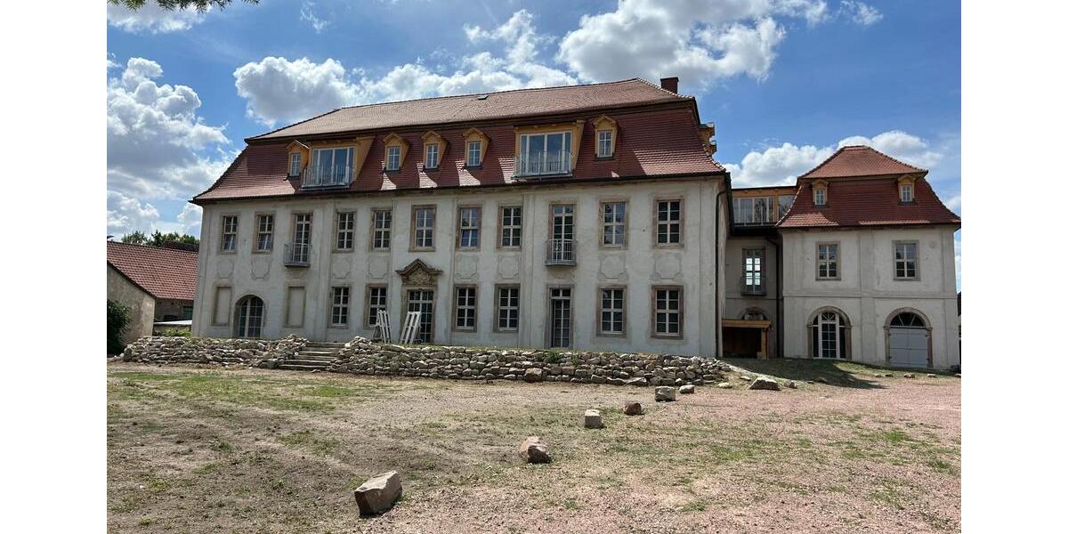 Terrassenwohnung Teutschenthal - 5 Zimmer, 203 m&sup2;, 1.800&euro; | Angebot:26194505