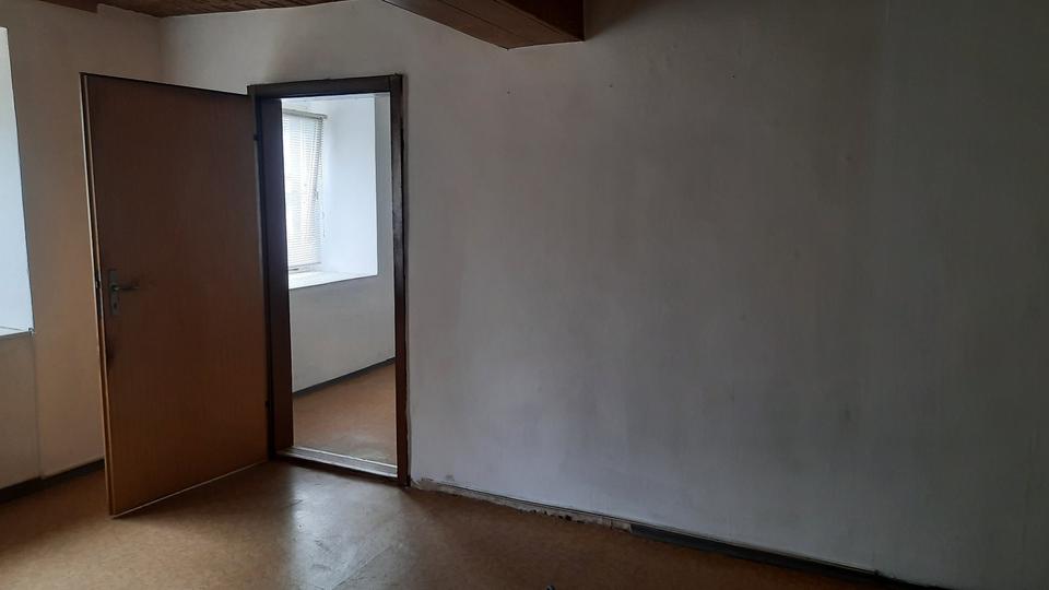 Erdgeschoßwohnung Salzatal - 3 Zimmer, 79 m&sup2;, 300&euro; | Angebot:26689260