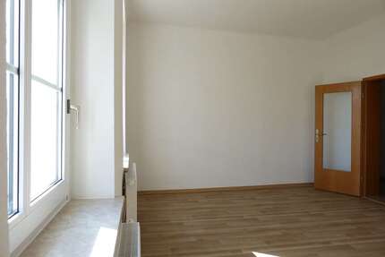 Wohnung Leuna Rössen - 3 Zimmer, 100 m&sup2;, 696&euro; | Angebot:19589372