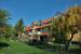 Modernisierte 3-Raum-Wohnung mit eigenem Garten und Terrasse.
