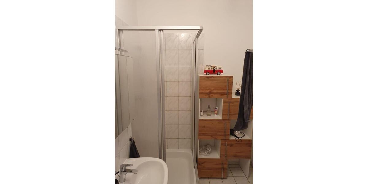 Hochparterre Halle (Saale) Damaschkestraße - 2 Zimmer, 59 m&sup2;, 472&euro; | Angebot:26439125