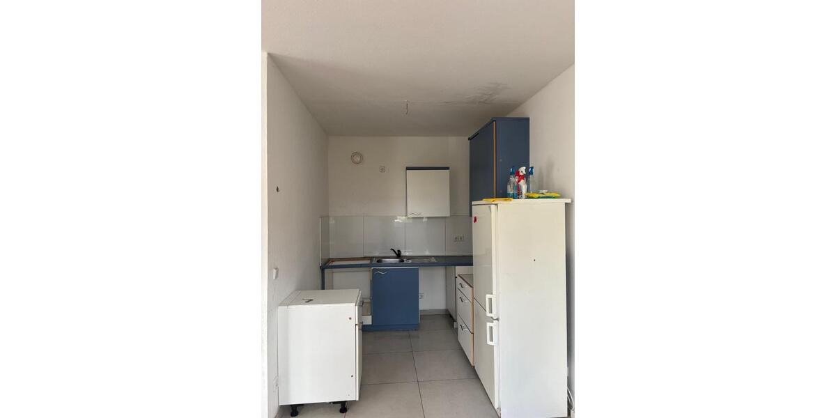 Etagenwohnung Halle (Saale) Halle-Neustadt - 3 Zimmer, 56 m&sup2;, 420&euro; | Angebot:25943676