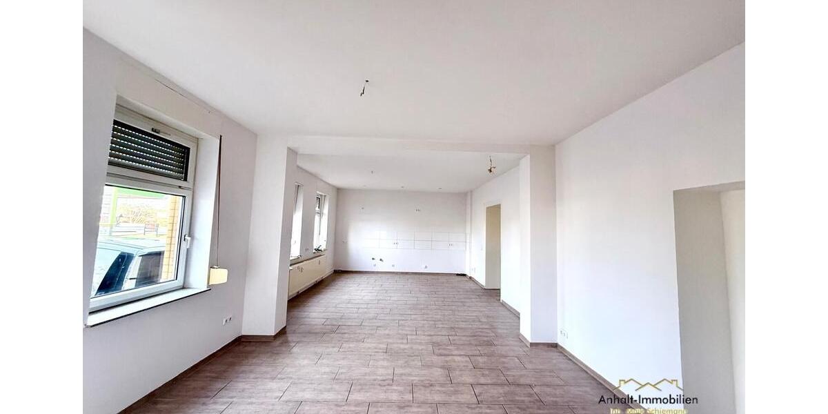 Erdgeschoßwohnung Bitterfeld-Wolfen Bitterfeld - 3 Zimmer, 85 m&sup2;, 560&euro; | Angebot:23740658