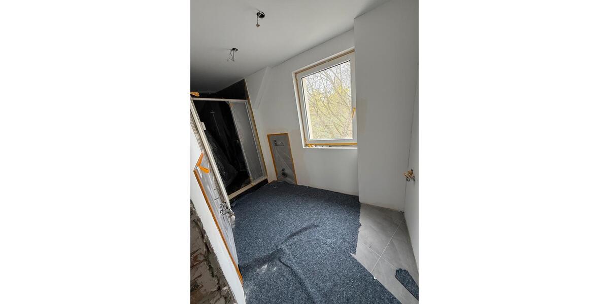 Dachgeschoßwohnung Halle (Saale) Am Wasserturm/Thaerviertel - 5 Zimmer, 160 m&sup2;, 430.000&euro; | Angebot:26308985