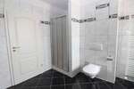 Penthouse am Clara-Zetkin-Park mit Dachterrasse, Stellplatz und Lift, befristete Vermietung