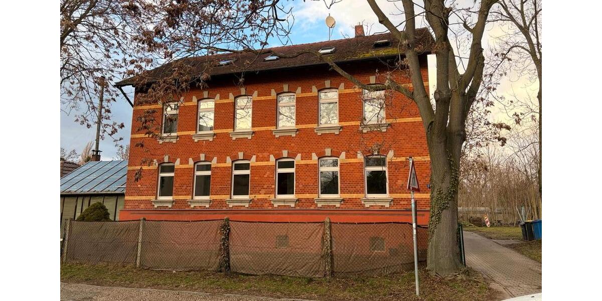 Mehrfamilienhaus, Wohnhaus Bad Lauchstädt - 11 Zimmer, 300 m&sup2;, 249.000&euro; | Angebot:25290692