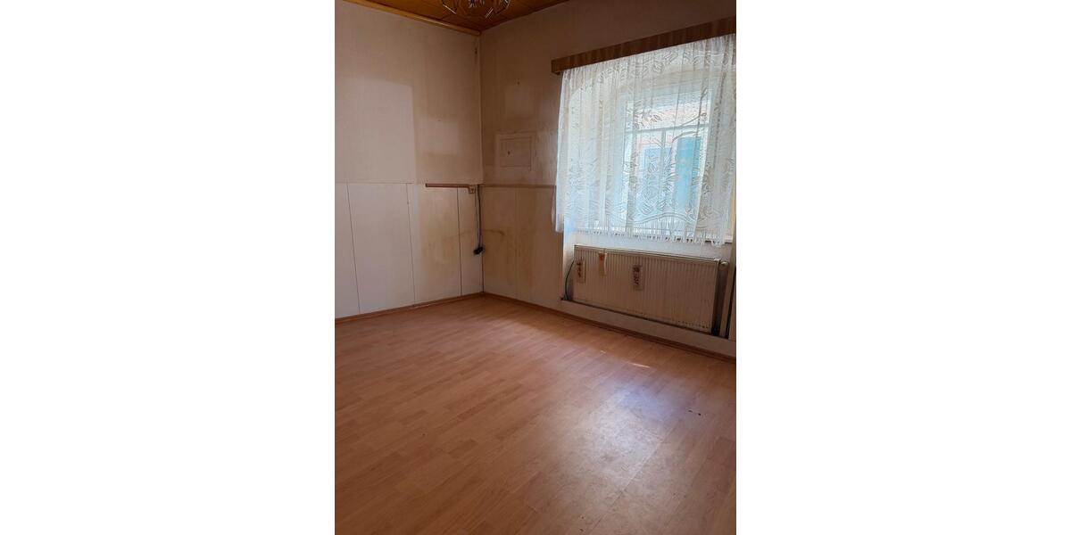 Einfamilienhaus Eisleben (Lutherstadt) - 4 Zimmer, 90 m&sup2;, 89.000&euro; | Angebot:26446763