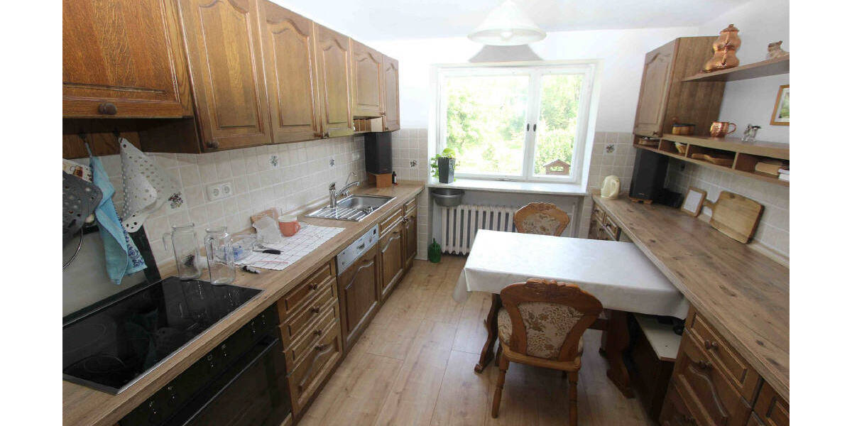 Einfamilienhaus Querfurt-Weißenschirmbach Weißenschirmbach - 4 Zimmer, 135 m&sup2;, 89.000&euro; | Angebot:25772199