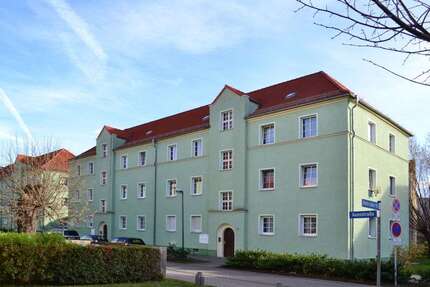 Wohnung Bitterfeld-Wolfen Wolfen - 3 Zimmer, 58 m&sup2;, 462&euro; | Angebot:27309134