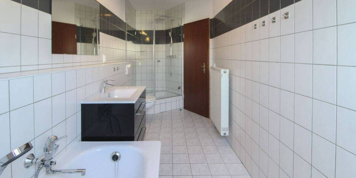 Reihenmittelhaus Leuna Kötschlitz - 5 Zimmer, 100 m&sup2;, 240.000&euro; | Angebot:26741429