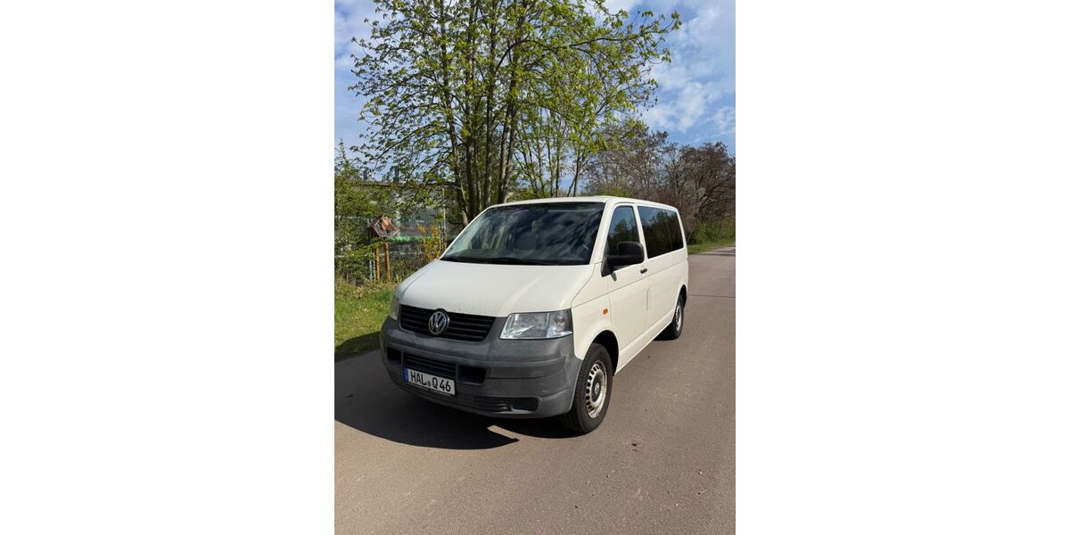 VW T5 Transporter 249.068 km 4.500 &euro; Halle 06132