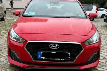 Hyundai i30 96.000 km 7.500 &euro; Halle 06108