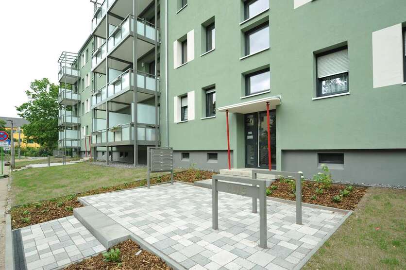 Wohnung zum Mieten in Halle 447,82 € 51 m² 2 zimmer