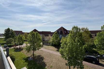 Wohnung zum Kaufen in Schkeuditz 199.000 € 94.86 m² 4 zimmer