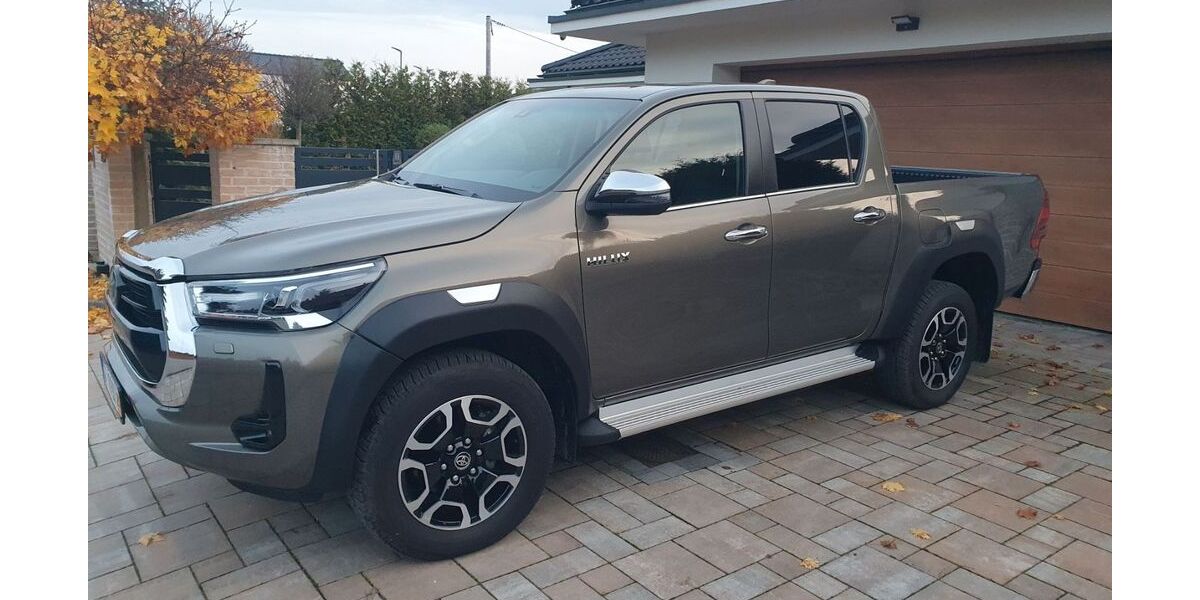 Toyota Hilux 39.800 km 32.900 &euro; Köthen 06366