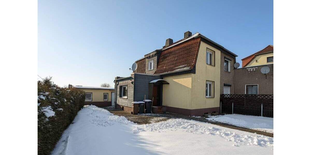 Doppelhaushälfte Sandersdorf-Brehna Zscherndorf - 3 Zimmer, 68 m&sup2;, 89.000&euro; | Angebot:24874748