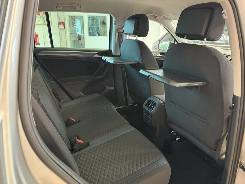 Tiguan 1.5 TSI DSG IQ /Navi/Shz/Spur/ACC/VZE/Ahk