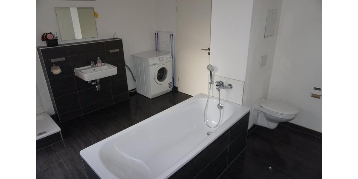 Etagenwohnung Halle (Saale) Büschdorf - 3 Zimmer, 83 m&sup2;, 664&euro; | Angebot:26262168