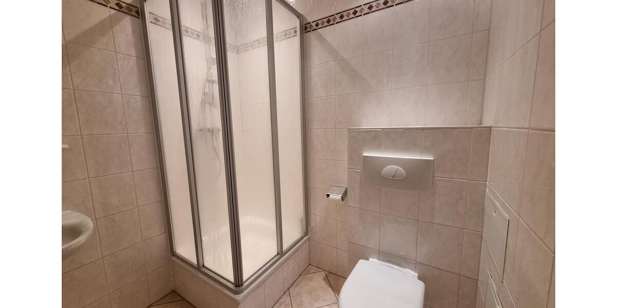 Etagenwohnung Halle (Saale) Büschdorf - 1 Zimmer, 44 m&sup2;, 388&euro; | Angebot:25976477