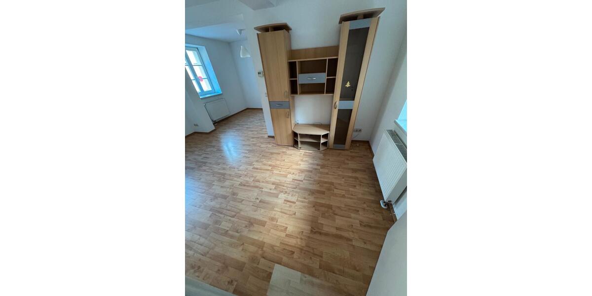 Etagenwohnung Halle (Saale) Frohe Zukunft - 2 Zimmer, 50 m&sup2;, 400&euro; | Angebot:25055381