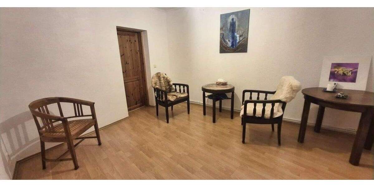 Reihenmittelhaus Querfurt - 5 Zimmer, 130 m&sup2;, 125.000&euro; | Angebot:25801820