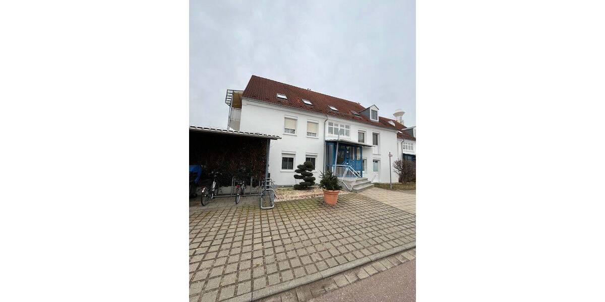 Etagenwohnung Halle (Saale) Seeben - 2 Zimmer, 70 m&sup2;, 125.000&euro; | Angebot:26018487