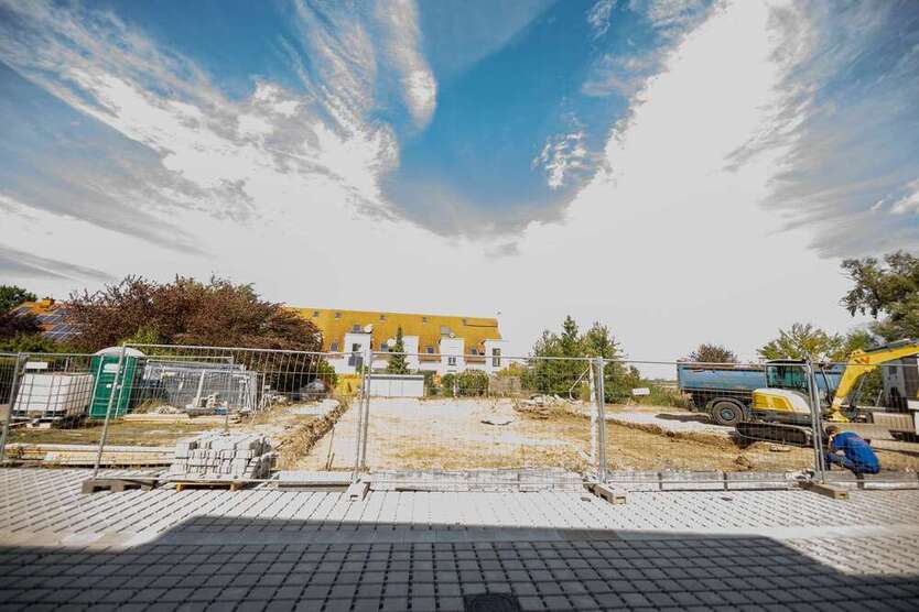 WIR BAUEN FÜR SIE! Seenahes Familienglück in der Lindenallee