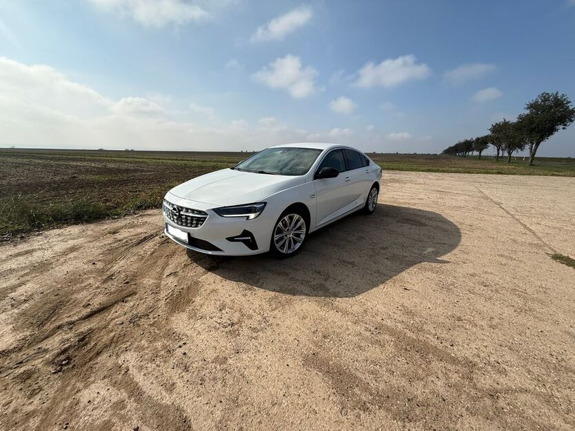 Opel Insignia 167.000 km 11.900 € Salzatal OT Höhnstedt 06198