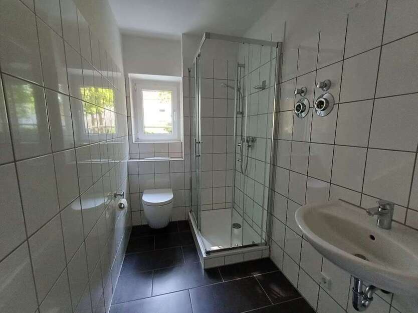 Wohnung zum Mieten in Merseburg 319 € 51.3 m²