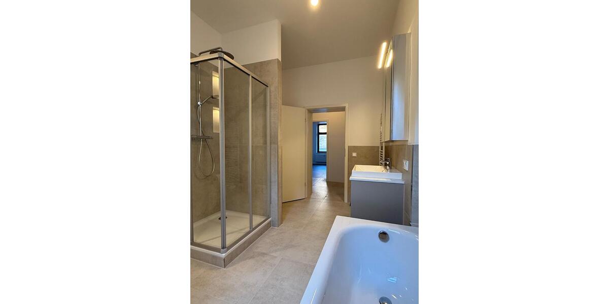 Etagenwohnung Halle (Saale) Damaschkestraße - 3 Zimmer, 72 m&sup2;, 720&euro; | Angebot:26672030