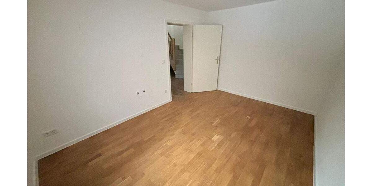Gewerbeobjekt Halle Paulusviertel - 4 Zimmer, 130 m&sup2;, 419.000&euro; | Angebot:25247935