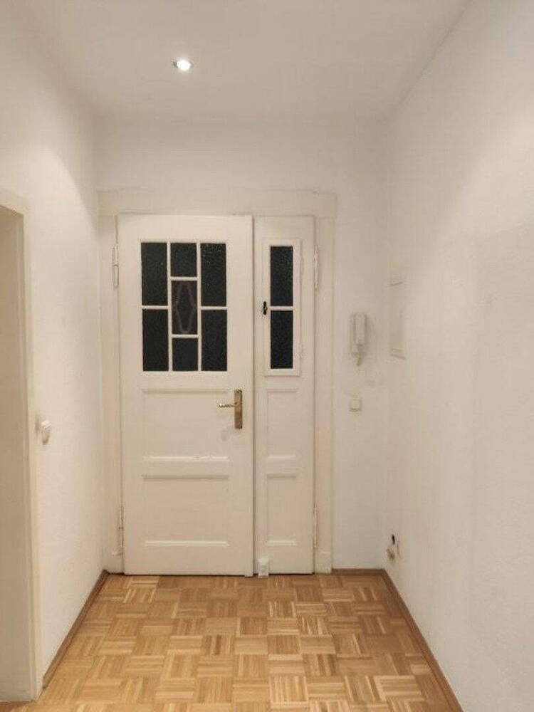 Fix & Fertig zum Neubezug ! 1,5 ZKB + schöner Balkon 51 qm frisch saniert sucht SIE!