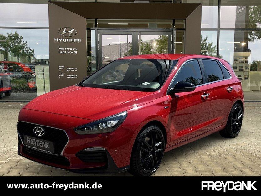 i30