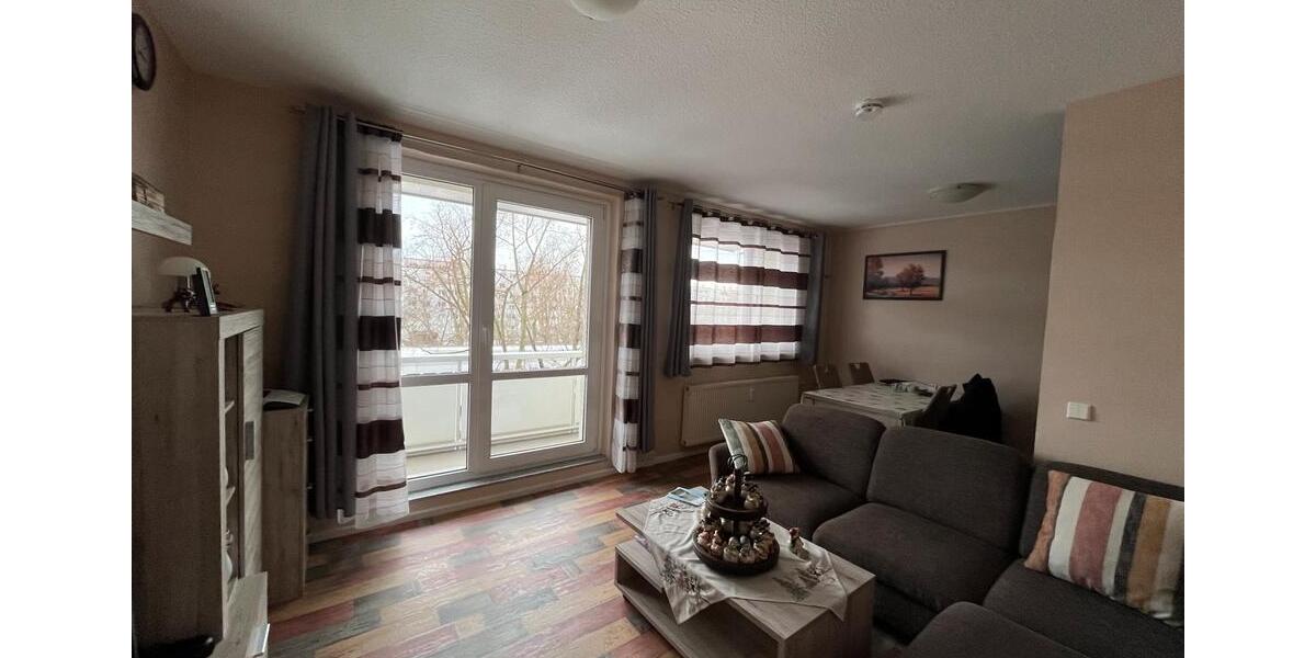 Etagenwohnung Halle (Saale) Halle-Neustadt - 3 Zimmer, 59 m&sup2;, 501&euro; | Angebot:24507029