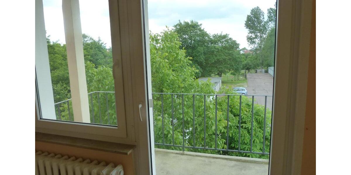 Etagenwohnung Südliches Anhalt - 4 Zimmer, 75 m&sup2;, 318&euro; | Angebot:24750009