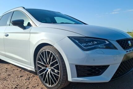 Seat Leon 111.000 km 16.895 &euro; Könnern OT Beesenlaublingen 06420