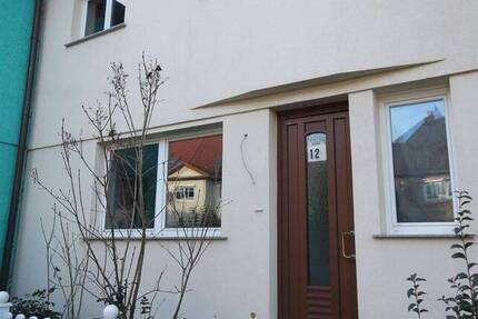 Das gibt es ganz selten! Reihenhaus in Merseburg zur Miete !