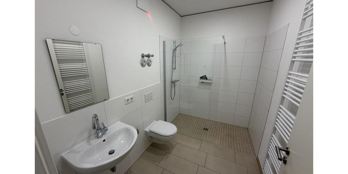 Etagenwohnung Halle (Saale) Gesundbrunnen - 5 Zimmer, 122 m&sup2;, 1.529&euro; | Angebot:26097644