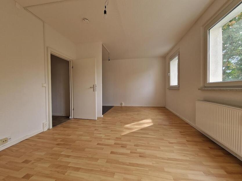 Charmante 3-Zimmer-Wohnung für kleine Familien und Paare ! + 2 NKM sparen* zimmer