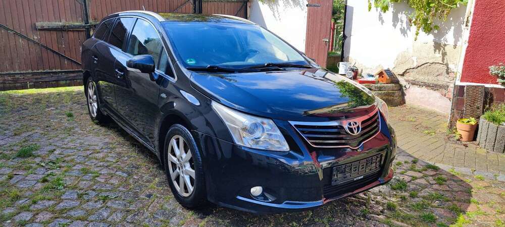 Avensis