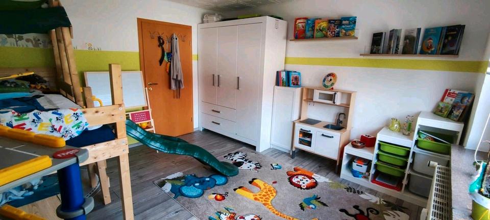 Etagenwohnung Sandersdorf-Brehna Brehna - 3 Zimmer, 73 m&sup2;, 525&euro; | Angebot:24839448