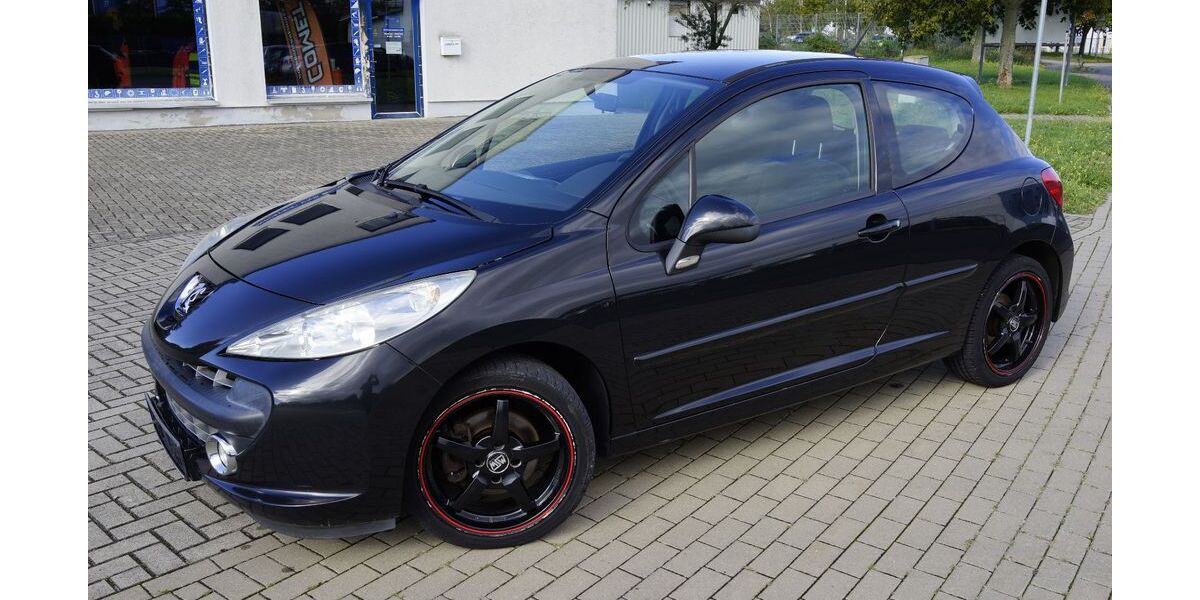 Peugeot 207 144.300 km 2.299 &euro; Bitterfeld 06749