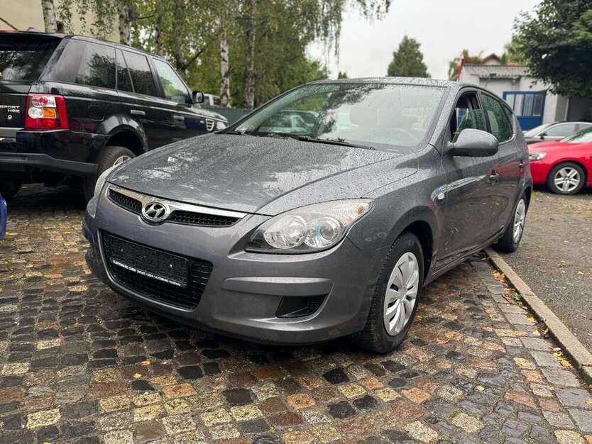 Hyundai i30 107.000 km 3.999 € Leipzig 04319