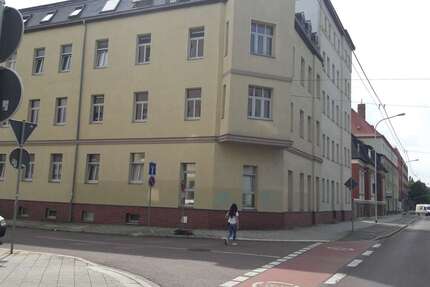 Wohnung Halle Büschdorf - 2 Zimmer, 67 m&sup2;, 490&euro; | Angebot:24778438