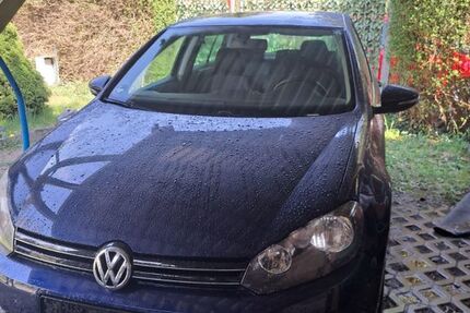 VW Golf 125.257 km 5.000 &euro; Halle 06120